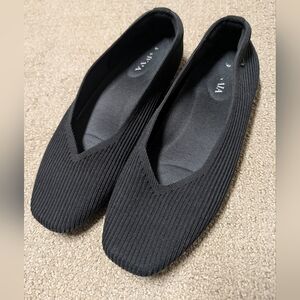 Vivaia Margot 2.0 Flats Sz 8 39 Black Square Toe V Cut Slip On Comfort Staple